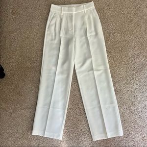 NWOT Aritzia Wilfred Effortless Pants (Short)